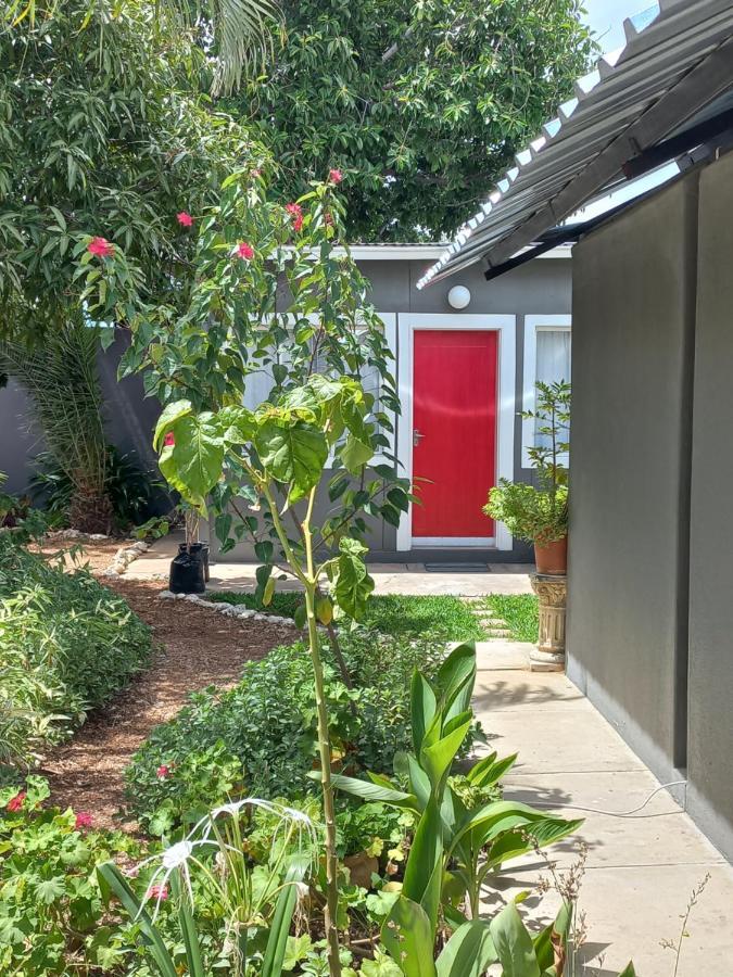 רונדו Urban Farm Haus Guesthouse מראה חיצוני תמונה